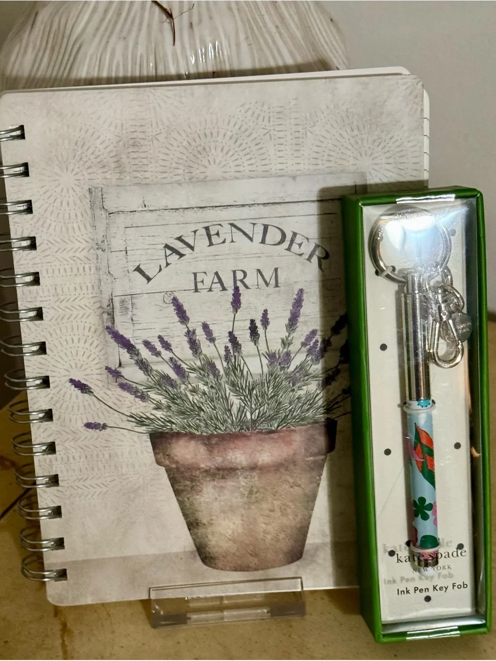 KATE SPADE SAFARI FLORAL STYLUS TIP PEN AND JOURNAL NWT